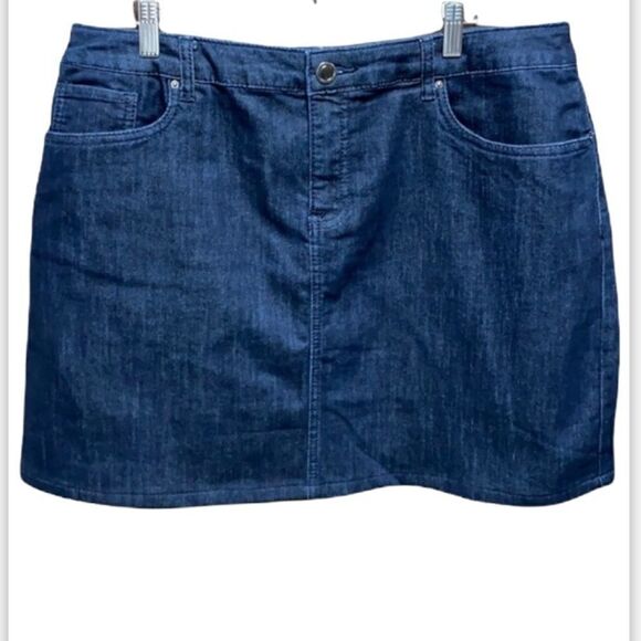 Christopher & Banks Stretch Petite Denim Skirt - Picture 1 of 6